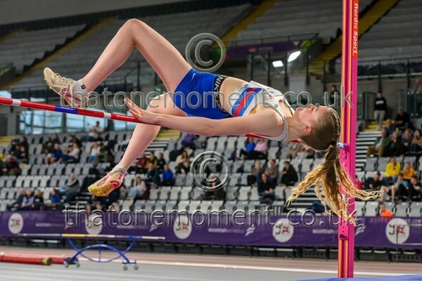 Age26SUN-918604 - Field Female