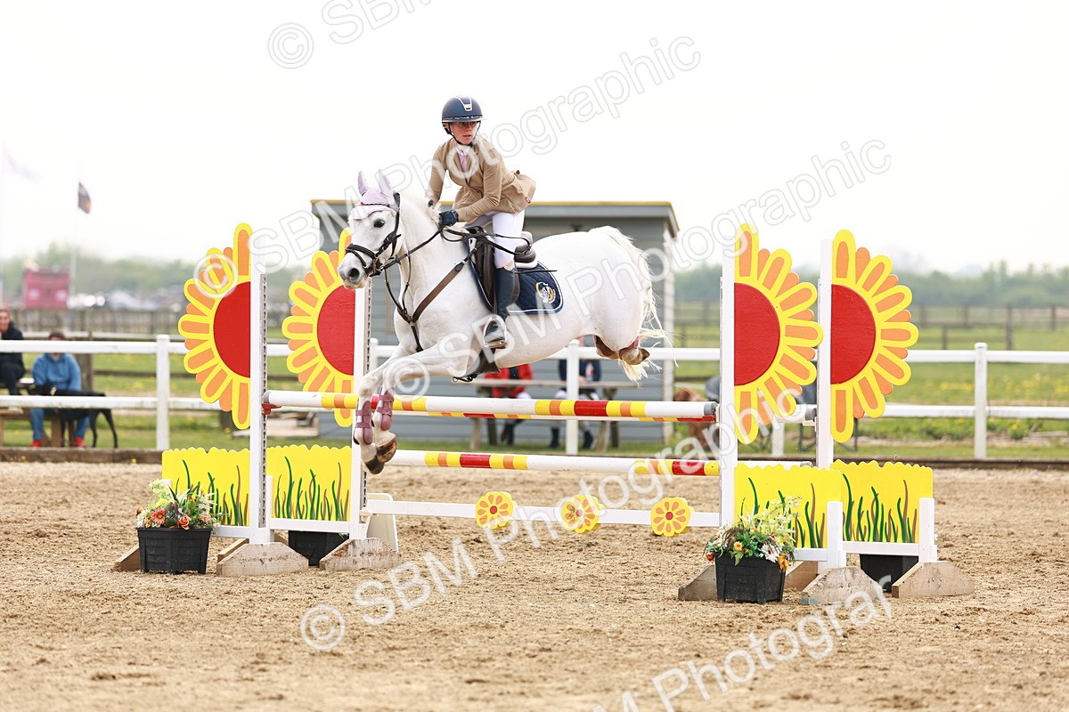  - Class 18 - Senior Newcomers - 1.10m