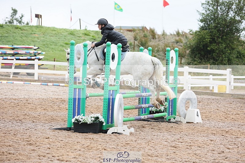 240630A-101757-11808 - Cls 30 British Novice and 80cm Open