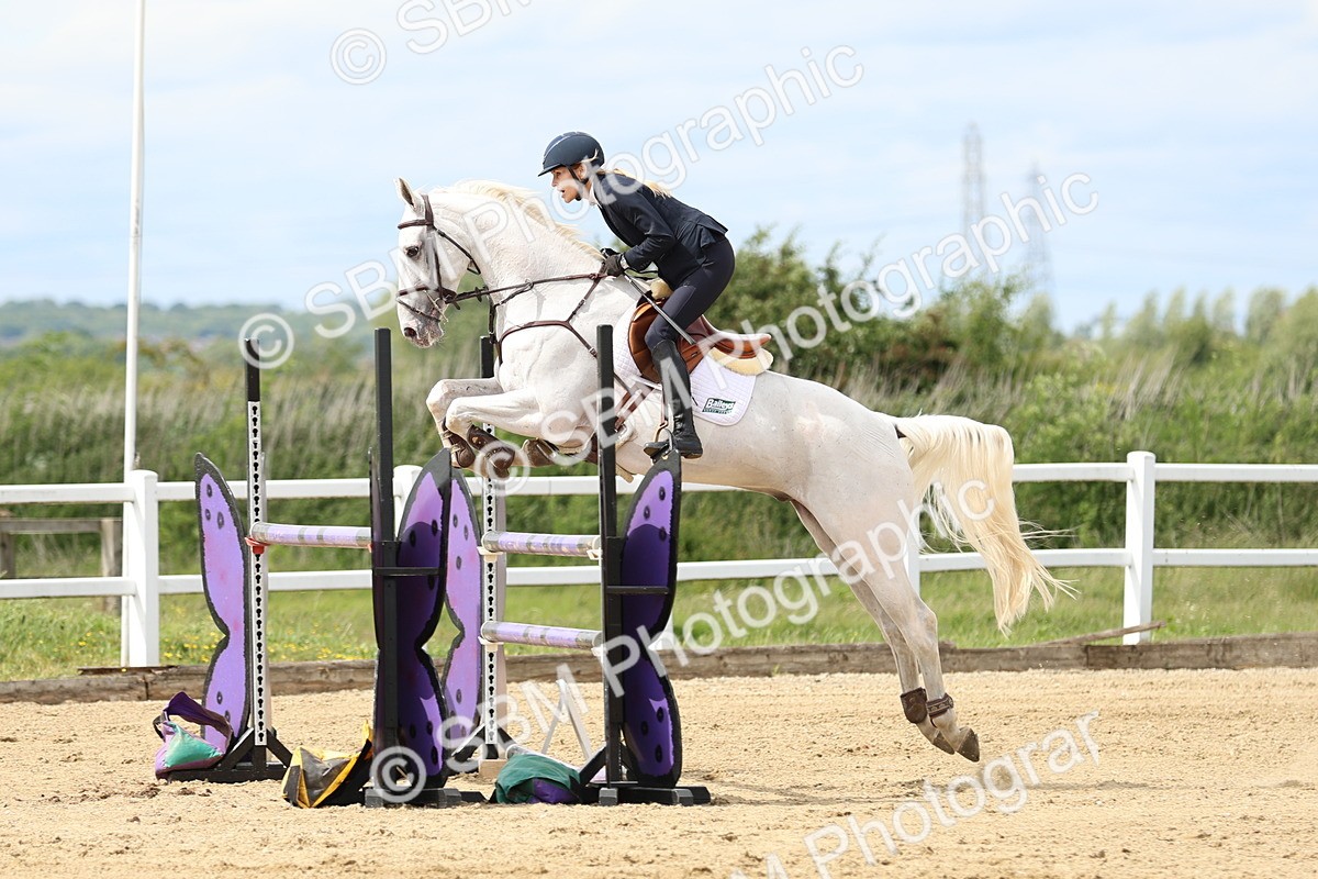 SBM_001246 - Class 5 - Senior Foxhunter - 1.20m