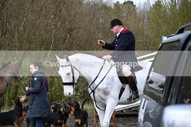 WJ6_8531 - Meet & Line One