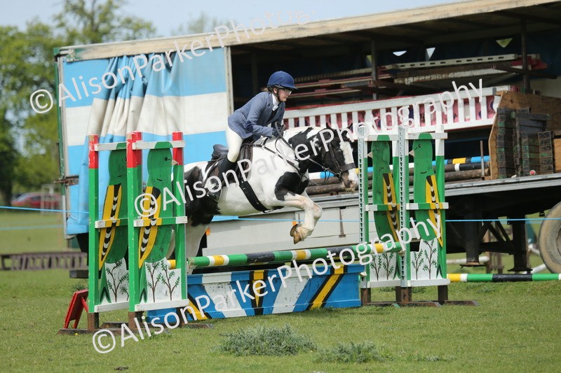 20260426-2048 - Class 15 - Absolute Novice 70cm