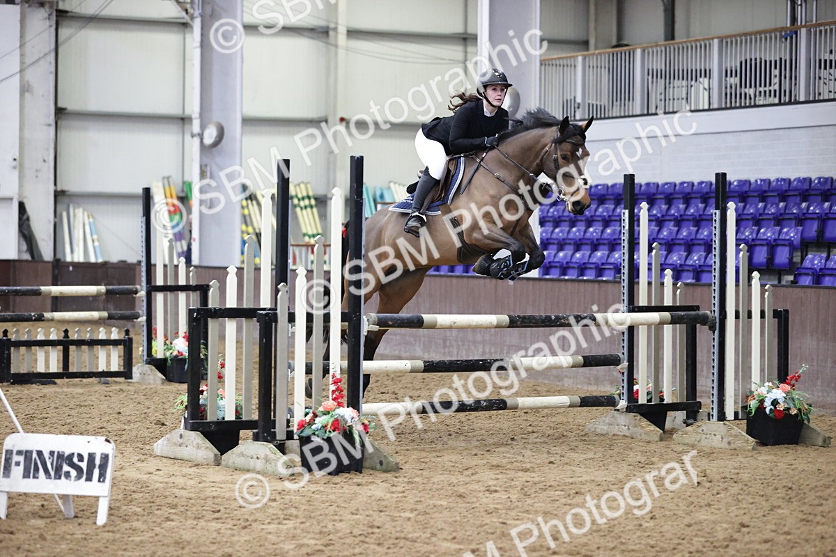 SBM_000932 - Class 3 - Nupafeed Supplements Senior Discovery/ 1m Open