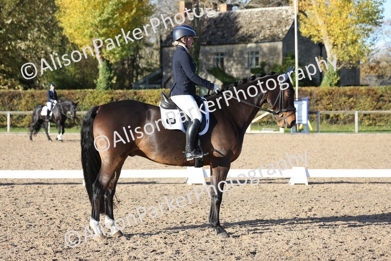 20251102-1240 - Class 8 - Medium 6