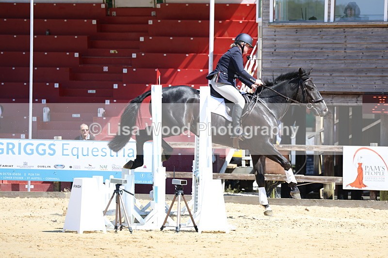 3E7A9154 - Class 7: Senior 70cm