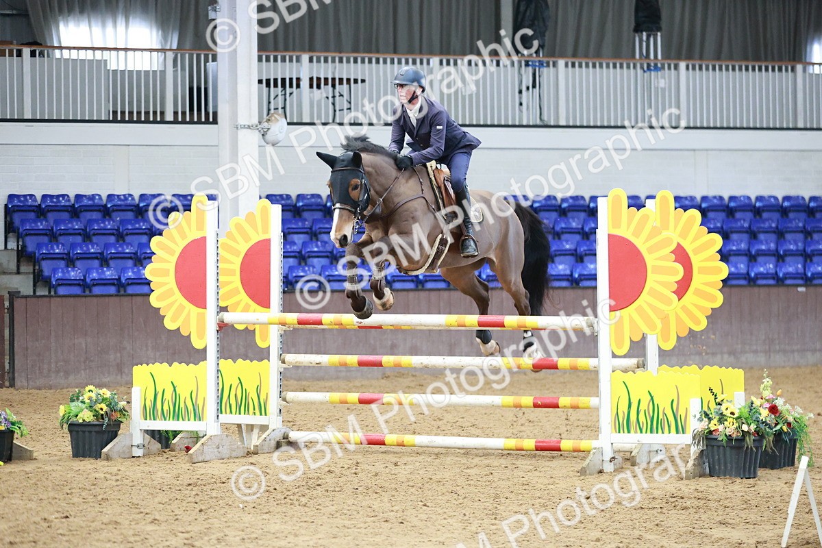 SBM_000899 - Class 4 - Senior Newcomers - 1.10m