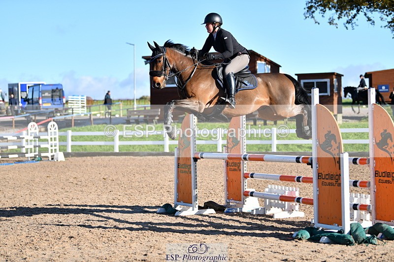 231110A-133754-00624 - Cls 5 Newcomers & 1.10m Open