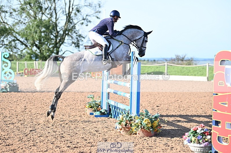 231015A-095720-07098 - Cls 28 Newcomers & 1.10m Open