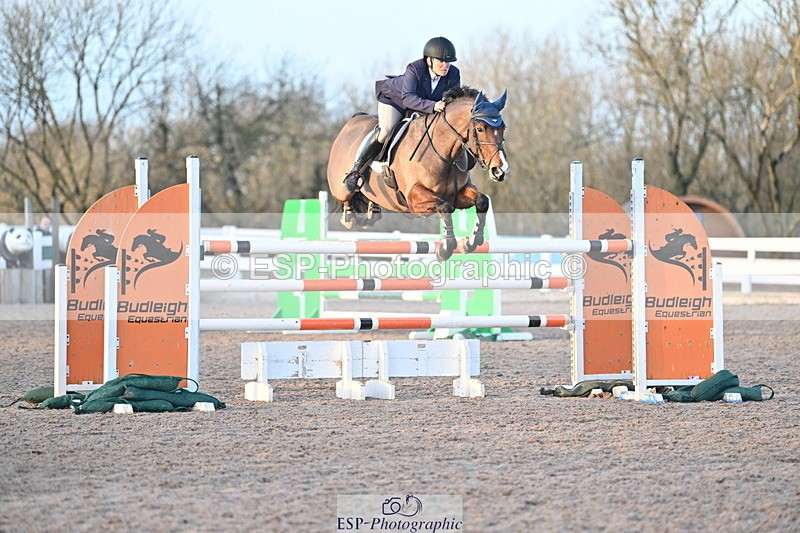 231210A-152638-02918 - Cls 22 National 1.30m & 1.40m