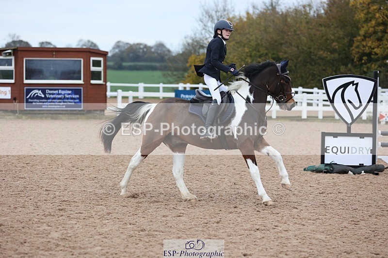 241116X-092104-00251 - Cls 05 Pony Intro 80