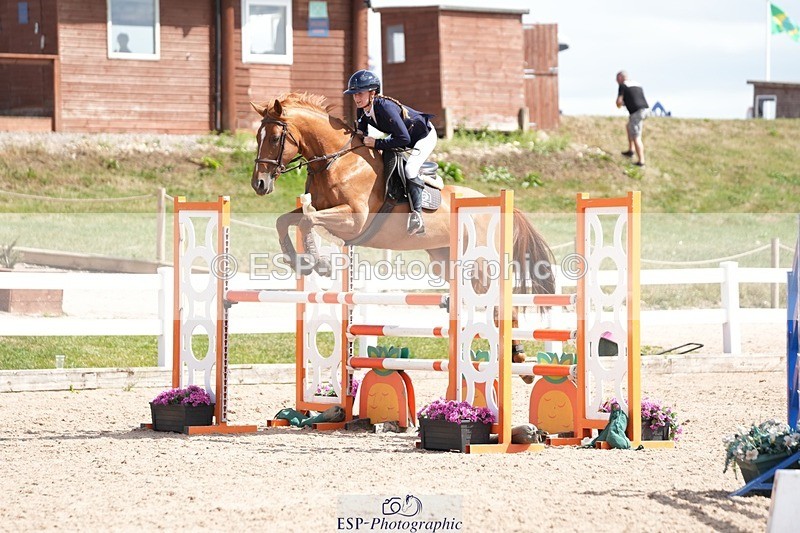 250726-152613-07325 - Cls 22 1.05m Amateur Quali