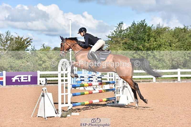 230806A-101530-01195 - Cls 16 Snr British Novice & 90cm Open