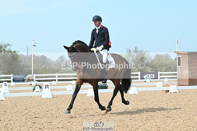 250403-120832-02242 - 048-Angus.Corrie-Deane-Maigret.VD.Watermolen