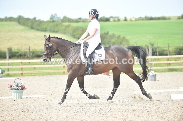 JAC_5702 - CLASS 35:36 NOVICE Test 4 : 6