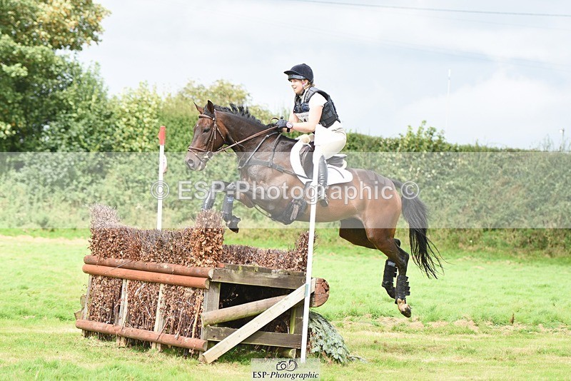 230820X-144600-4355 - BE100 XC 14.00 to 15.00 End