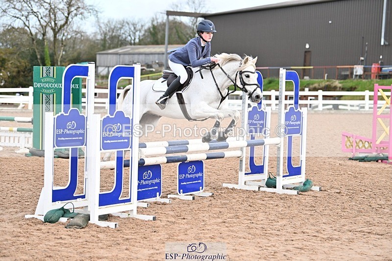 241117X-090931-03147 - Cls 05s A&B Pony Brit Nov & 80 Open