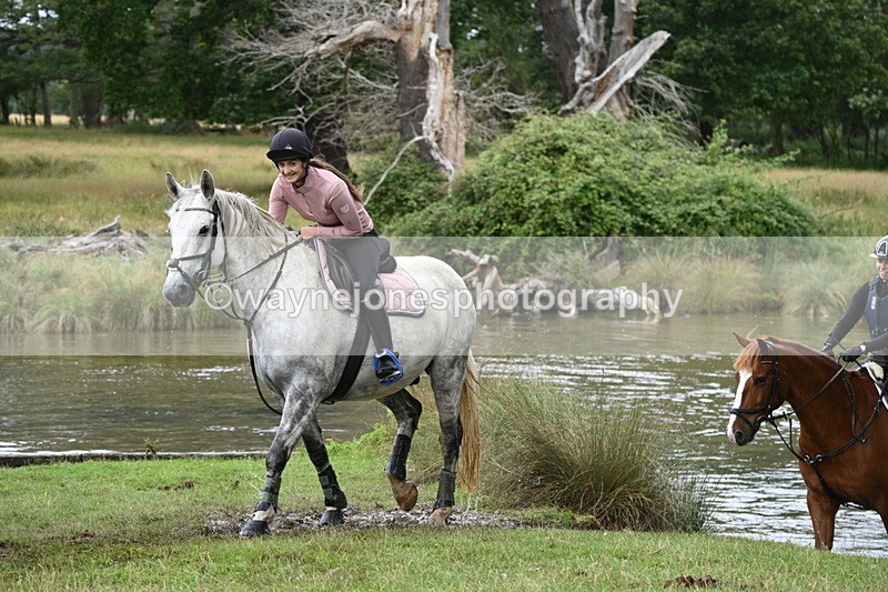 WJ7_3806 - Time at Water 12:52 to 13:22