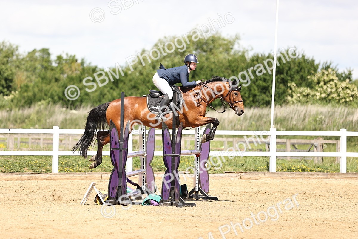 SBM_002398 - Class 9 - Senior British Novice - 90cm