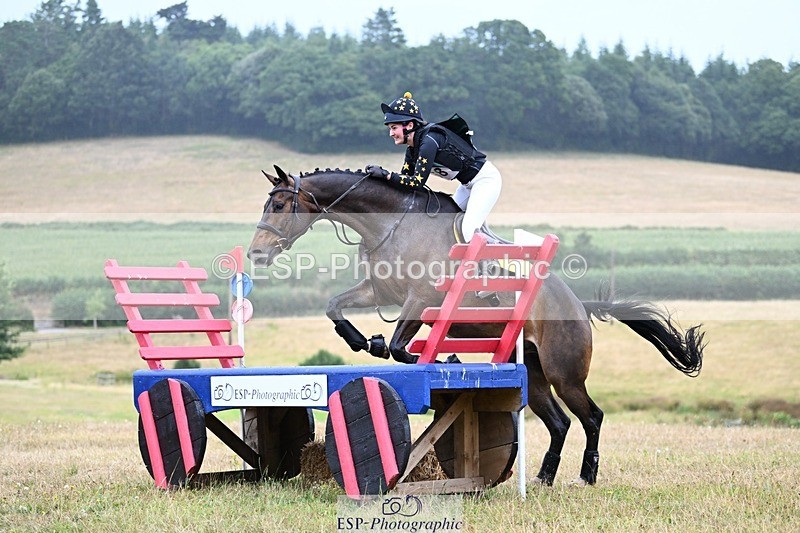 250803A-130104-13374 - M-568-Bethany.Hull-CARRICK.DIAMOND.OLIVER