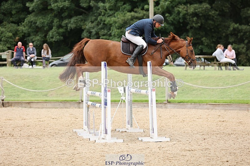 240817-140907-01730 - 05A Snr Newc