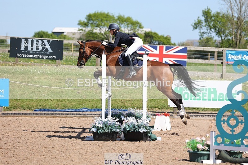 250503-150032-01530 - Cls 13+14 Children on Horses