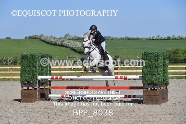 BPP_8038 - CLASS 3 Senior BritiNovice/ 90cm Open