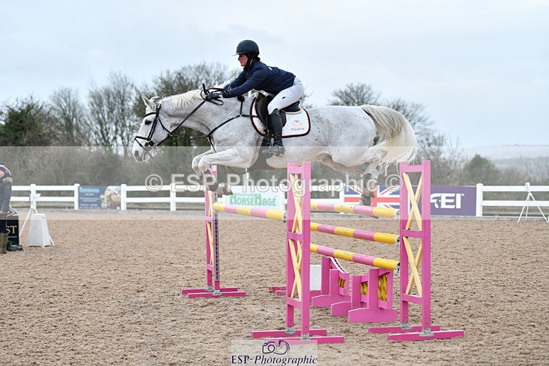 240124A-142609-00840 - Cls 5 Foxhunter & 1.20m Open