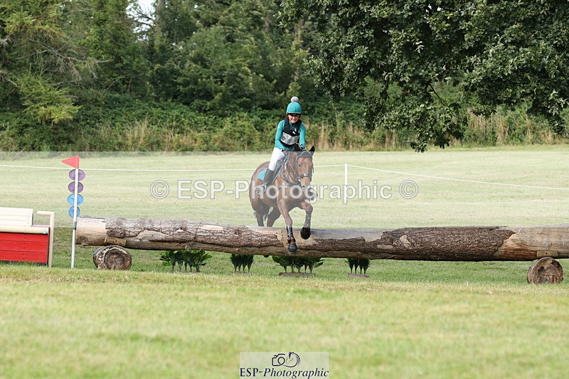 240825X-171154-37876 - 80cm XC 16.30 to 17.30