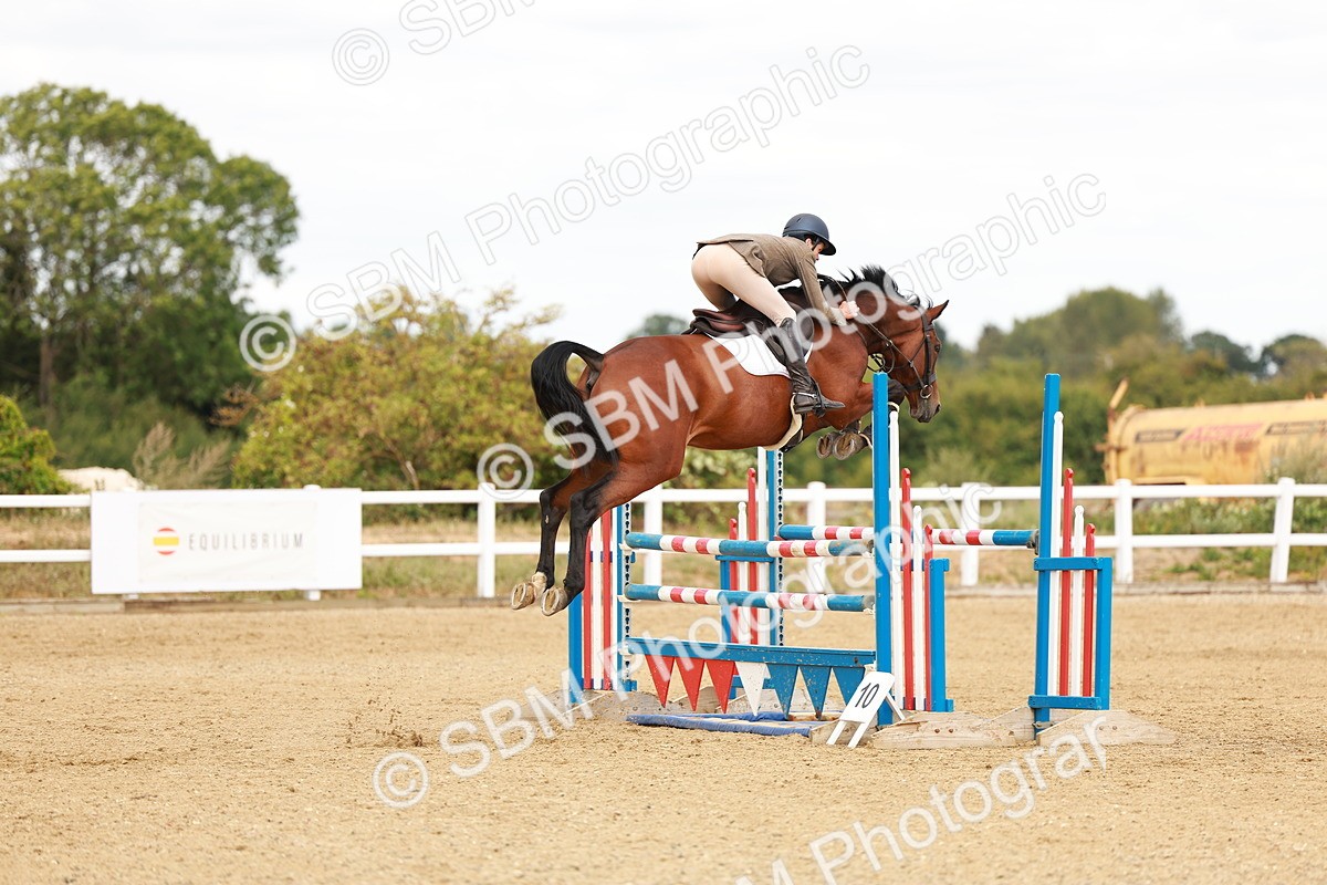 SBM_006737 - Class 4 - Senior British Newcomers - 1.10m