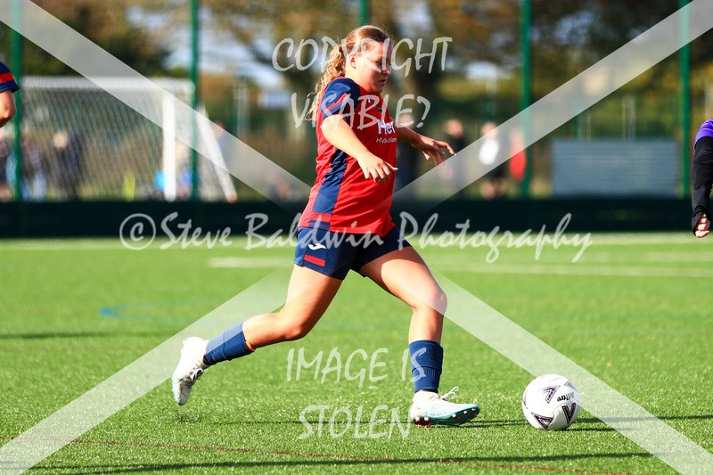 1DX20398 - 2025-10-05 FC Abbey Meads Ladies V Purton  Kingsdown FC Ladies