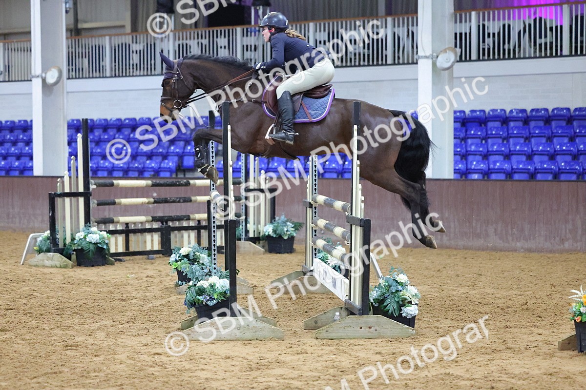 1I0A4875 - Class 9 - Senior Newcomers/ 1.10m Open