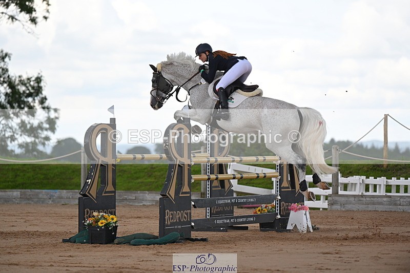 230721A-112541-05646 - Cls 6, 2 Star Medium 1.35m