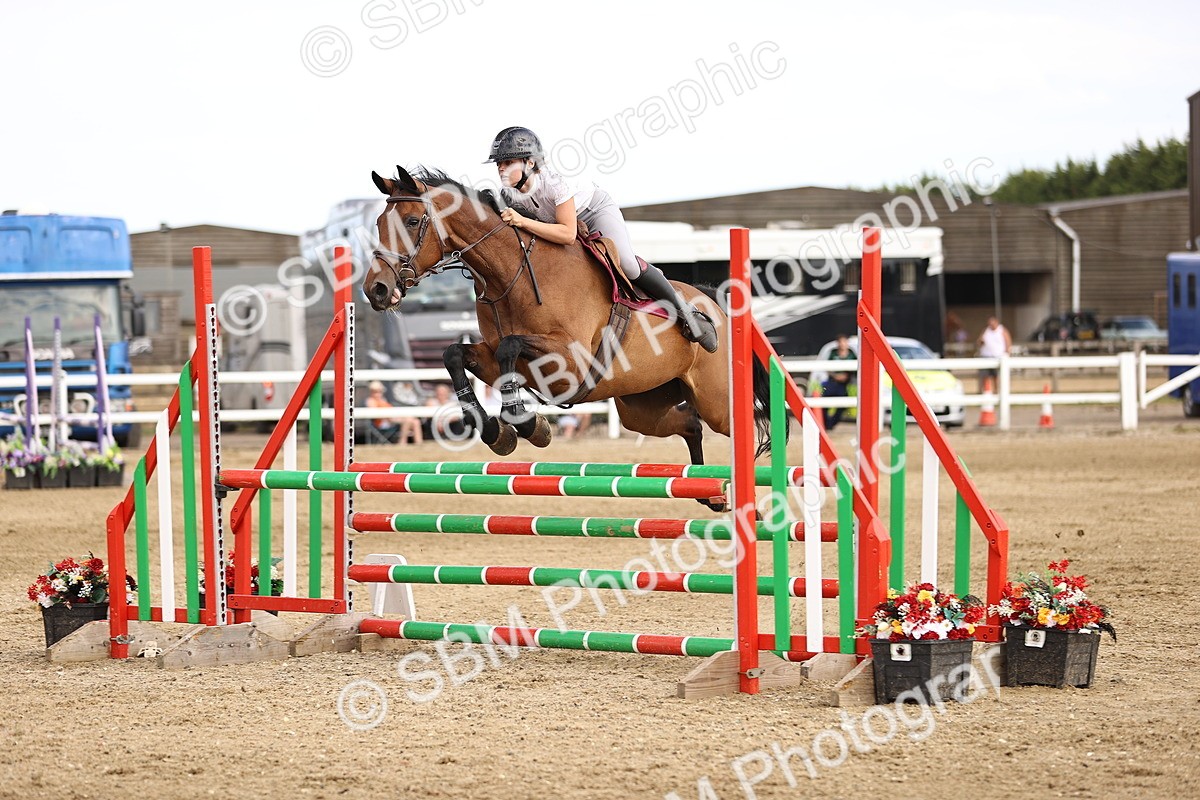 SBM_002396 - Class 18 - Ariat Senior British Novice- 90cm Open