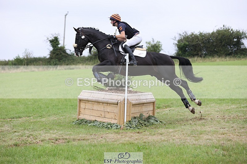 240831A-152725-04663 - 222-Max.Forster-HEVANS.ROYAL.REVOLUTION