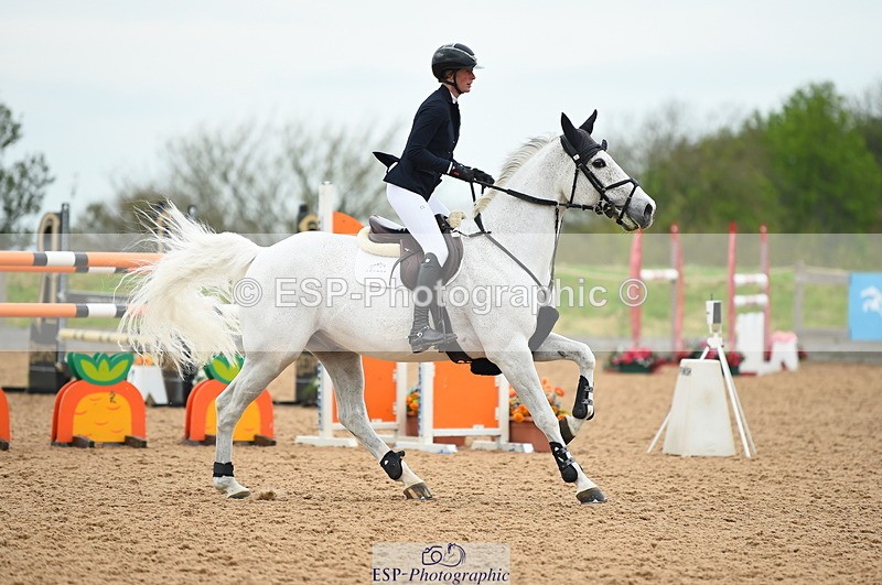 230504A-120138-01440 - Cls 10 National 1.30m Open