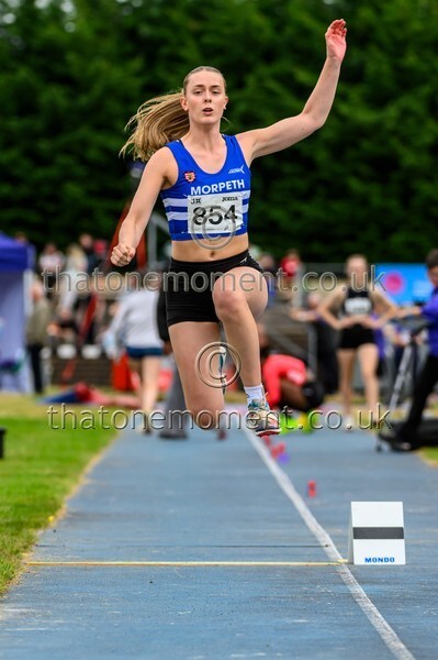 Sen25SAT-926354 - Field Female Set Two