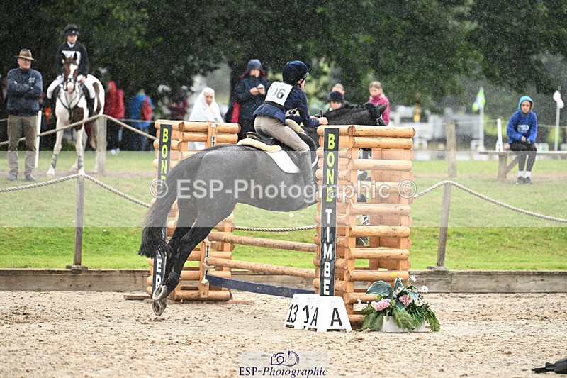 240824X-123007-25495 - 70cm Jump Off