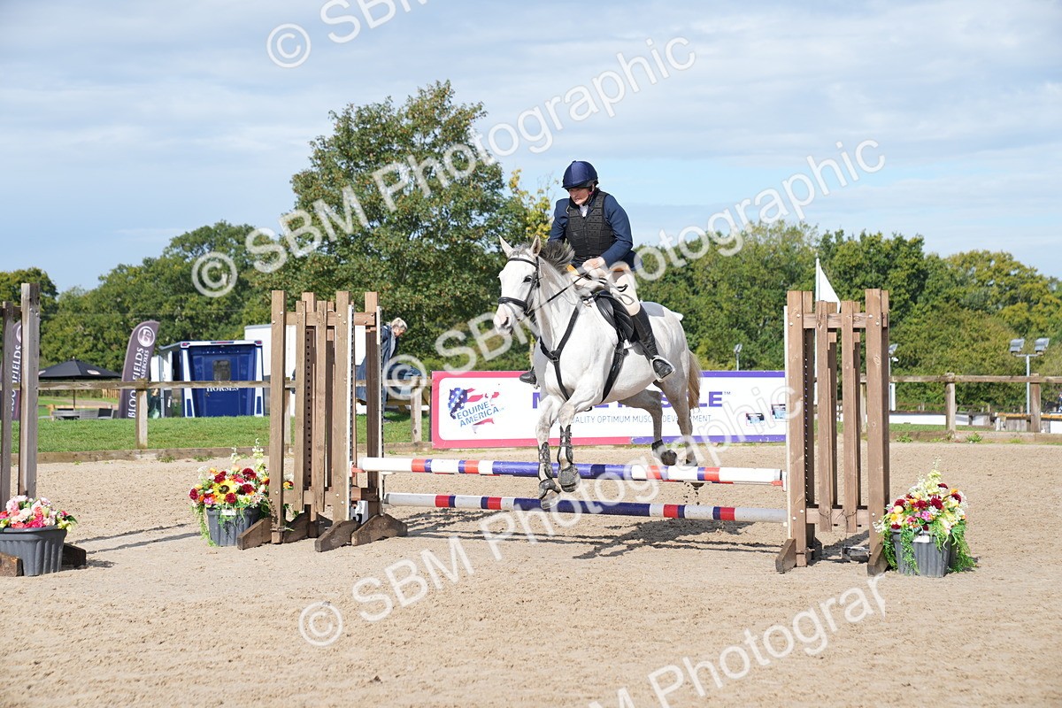 SBM_02352 - J55 - Clear Round 60cm