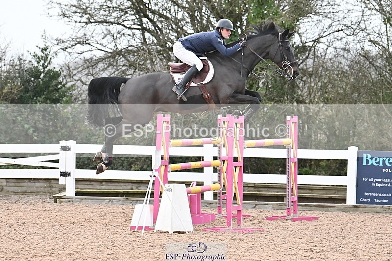 231208A-143248-01150 - Cls 7 National 1.30m & 1.40m