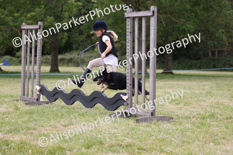 20260614-4395 - Class 25 - Horse and Hound Jumping