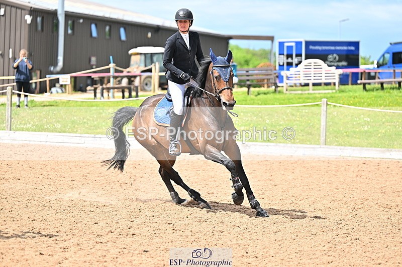 240608A-150601-02893 - Cls 5 Snr Foxhunter and 1.20m Open