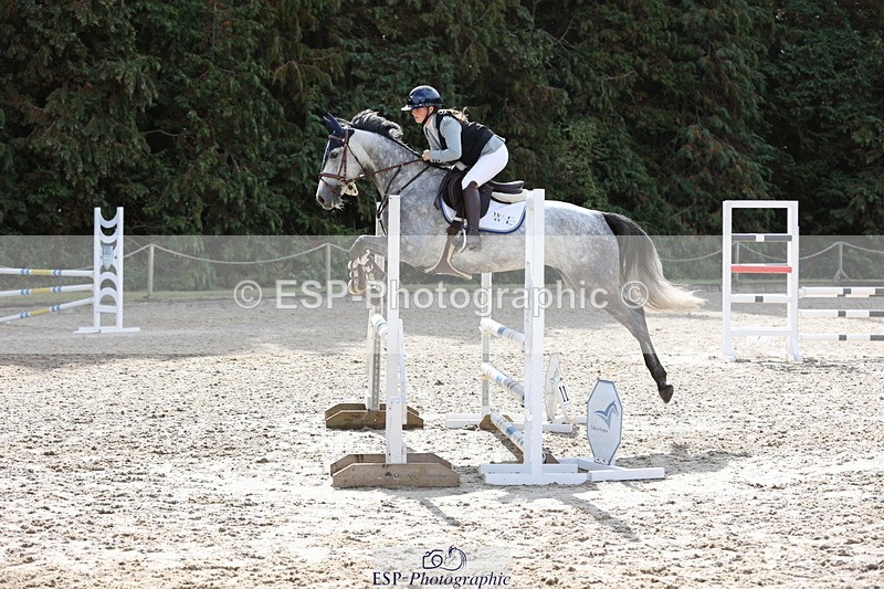 250829A-103318-01152 - Cls 7 British Novice and 90cm