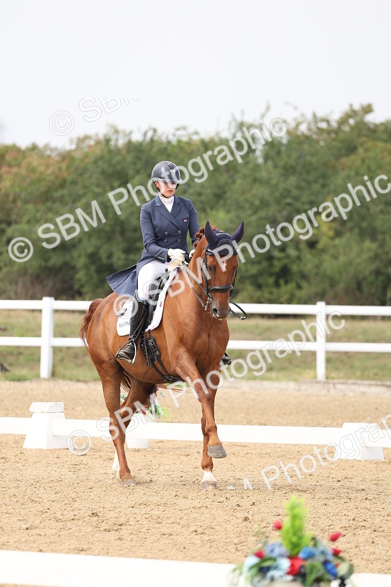 SBM_007523 - Class 9 - FEI INT I - 14.57-15.45