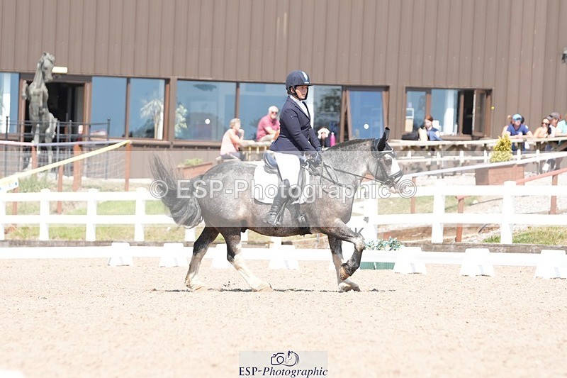 250817-142721-10955 - 055-Neve.HollowaySD.Out.of.the.Blue