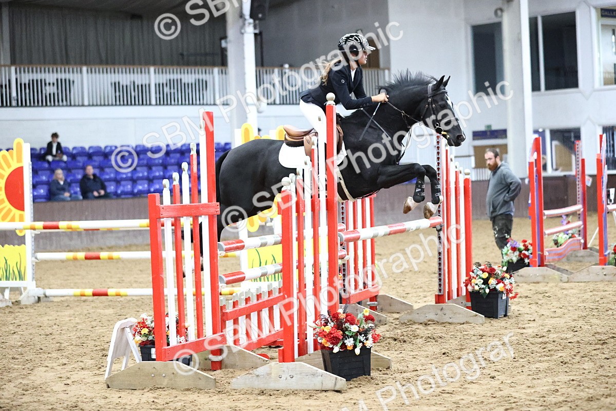SBM_001156 - Class 5 - Blue Chip Pony Newcomers 1.00m Open