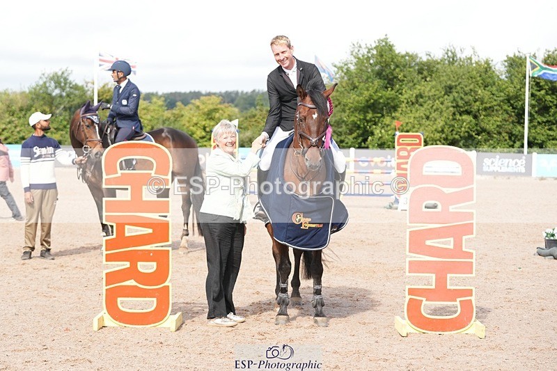 250720-094927-18220 - Cls16, 1 Star Silver Tour Accumulator