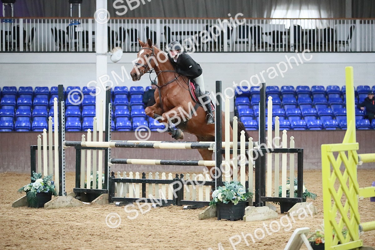 SBM_001119 - Class 4 - Senior Newcomers - 1.10m Open