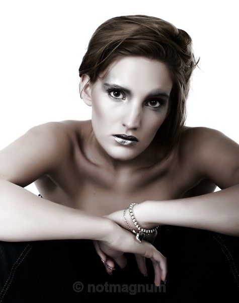look - FINE ART  PORTRAITS