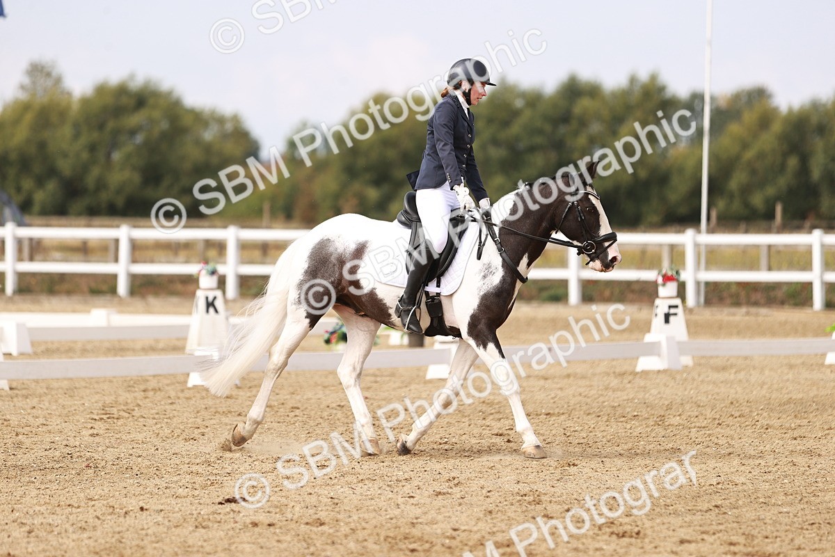 SBM_000870 - Class 1 - Prelim 5 - 10.40-11.36