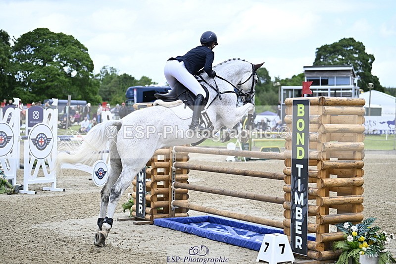 250525A-100219-15218 - A-063-Elizabeth.Barratt-RIDE.FOR.THAIS.CHAMAN.DUMONTCEAU